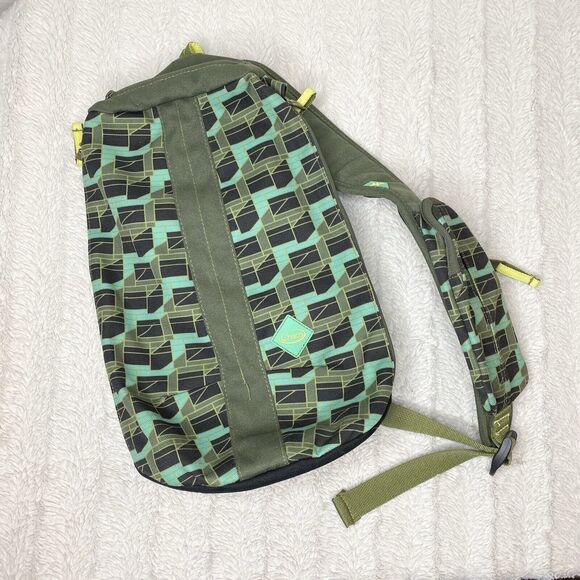 Chaco Radlands Sling BackPack Askew‎ Hunter Teal Outdoor Hiking Gorpcore - Picture 1 of 7